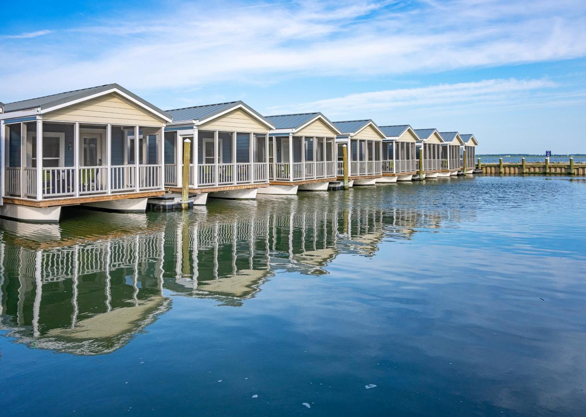 Blufin Bungalows & Marina Чинкотіг Екстер'єр фото