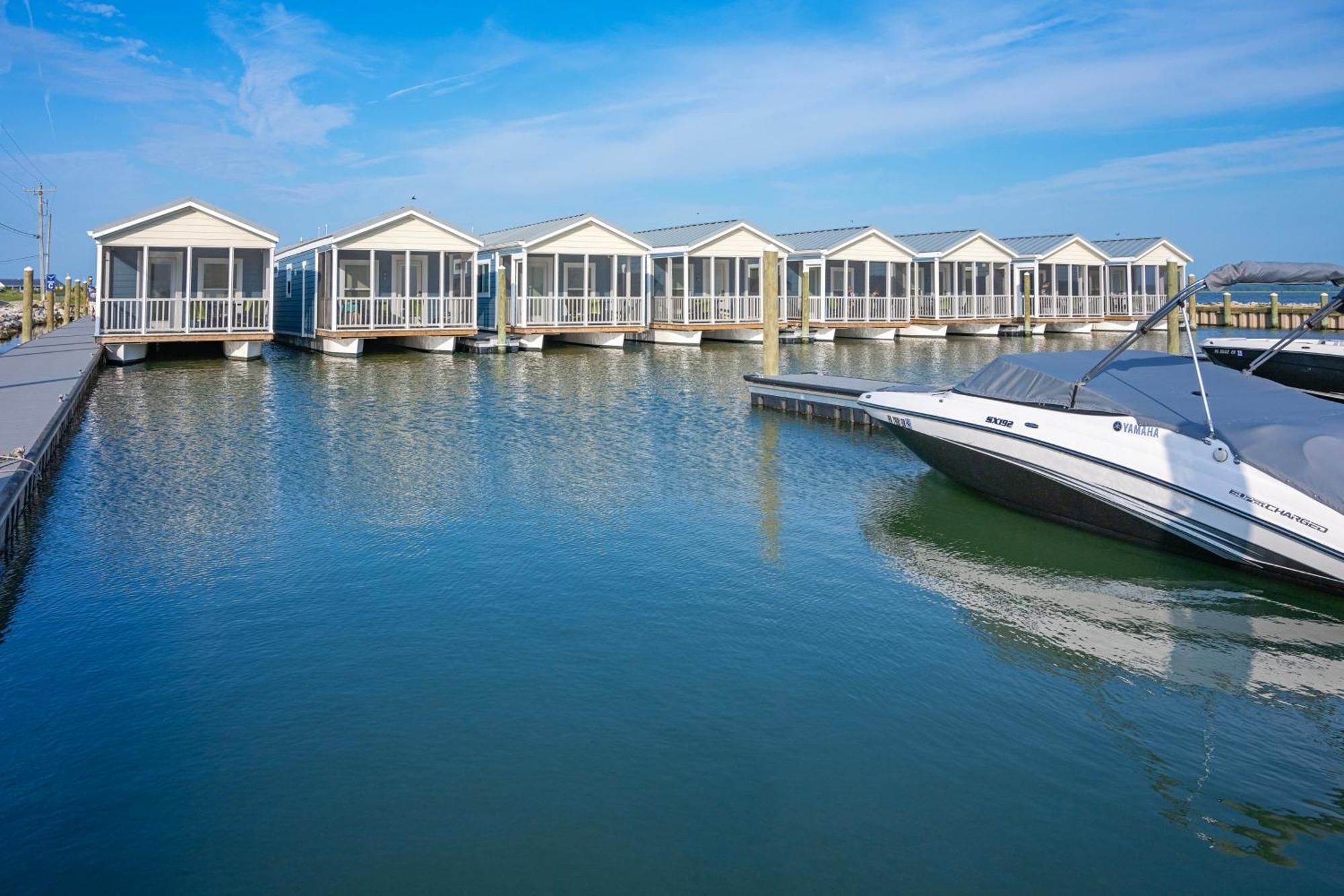 Blufin Bungalows & Marina Чинкотіг Номер фото